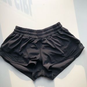 Lulu Lemon hotty hot shorts 🤩🤩